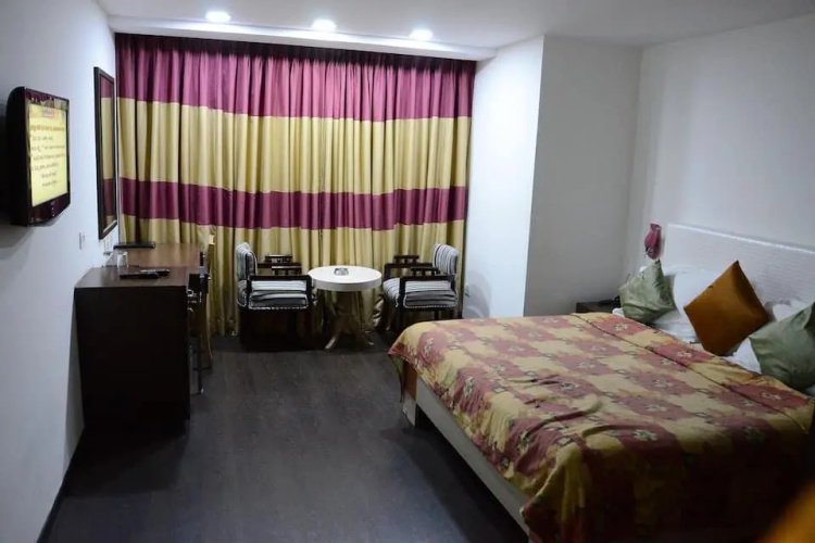 Hotel Yatri Nivas