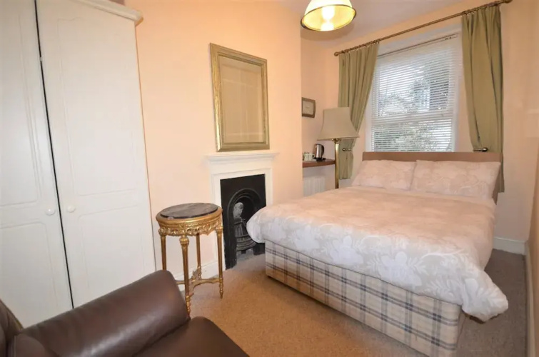 Porthkerry Apartment 1