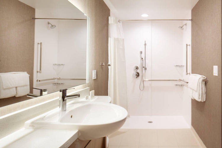Quadruple Suite