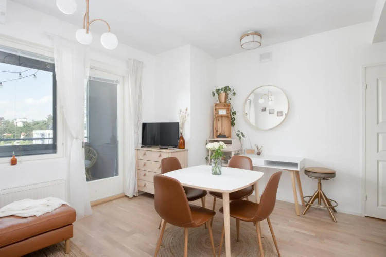 Modern apartment with sauna and free parking
