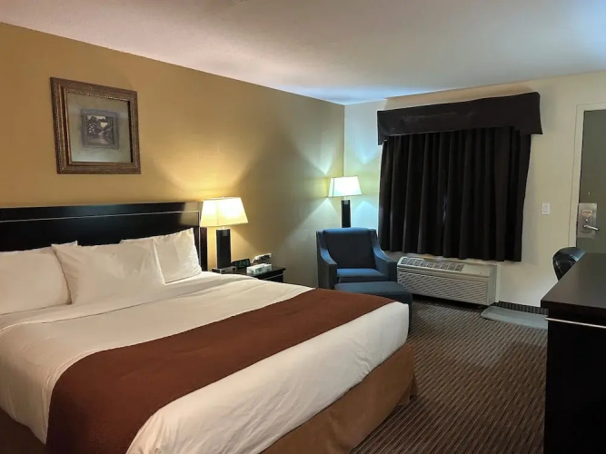 Travelodge by Wyndham Valleyview AB