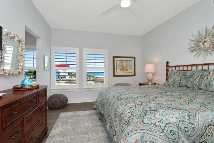 Standard room with balcony