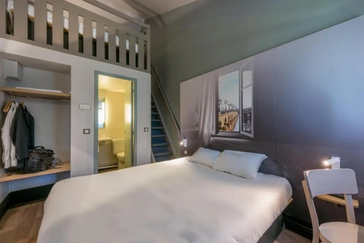 Quadruple room