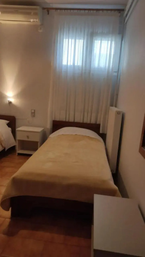 Eleni's Rooms
