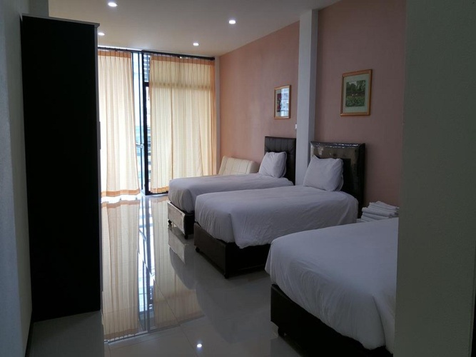 Deluxe Triple room