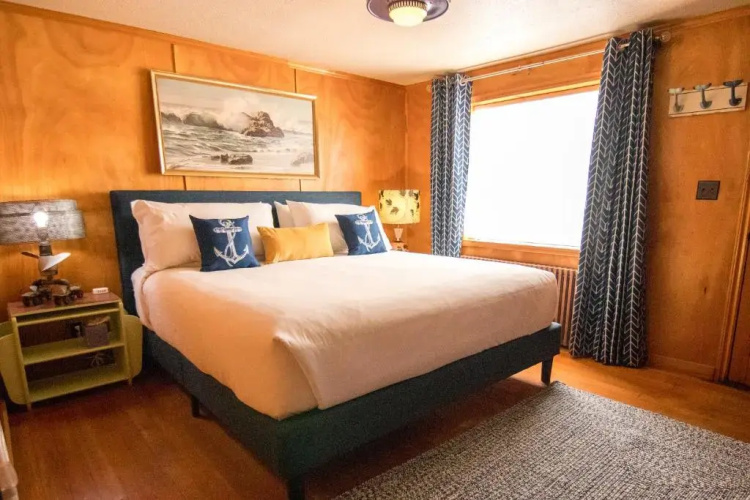 Anchor Inn Resort
