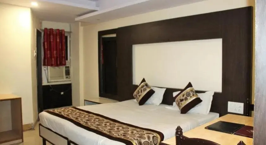 Hotel Roopali