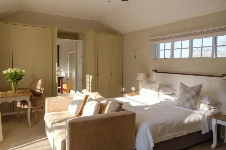 White Lodge Constantia Guest House