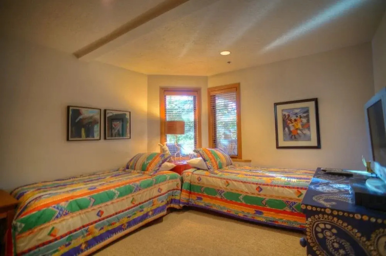 Abode at the Ridge