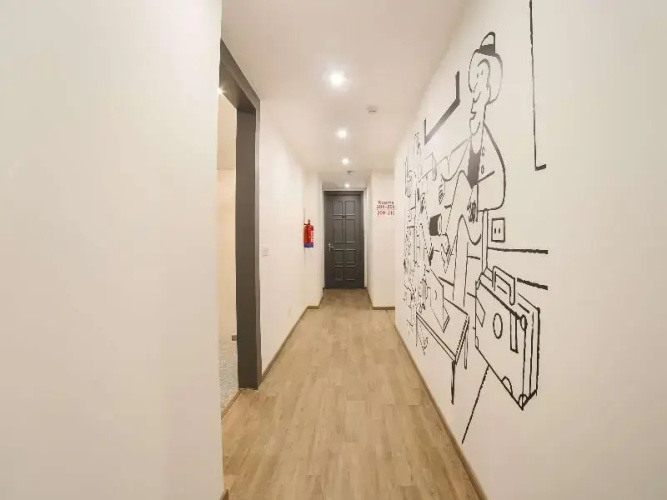 OYO townhouse18557 Sector Twenty Seven
