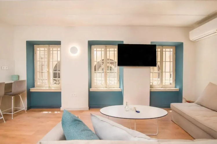 Liston Boutique Suites by CorfuEscapes