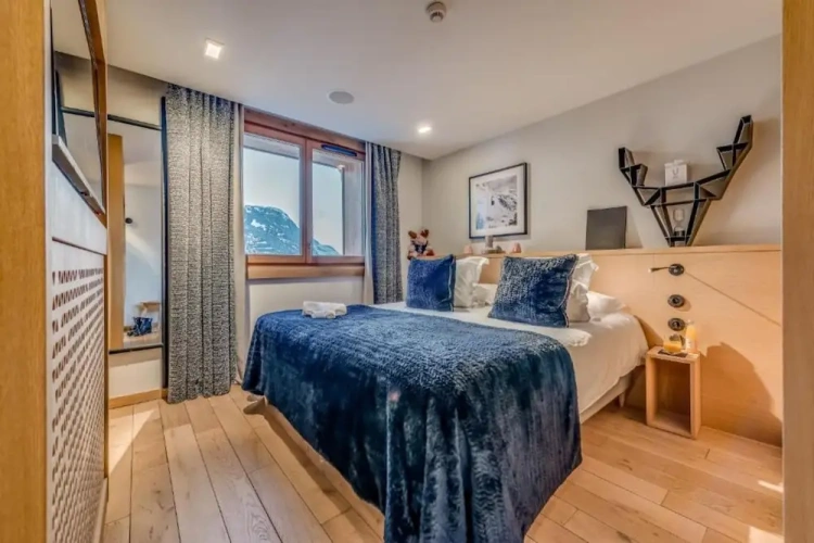 Standard Double room with land view