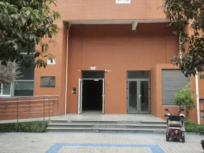 The Daze Apartment Hotel