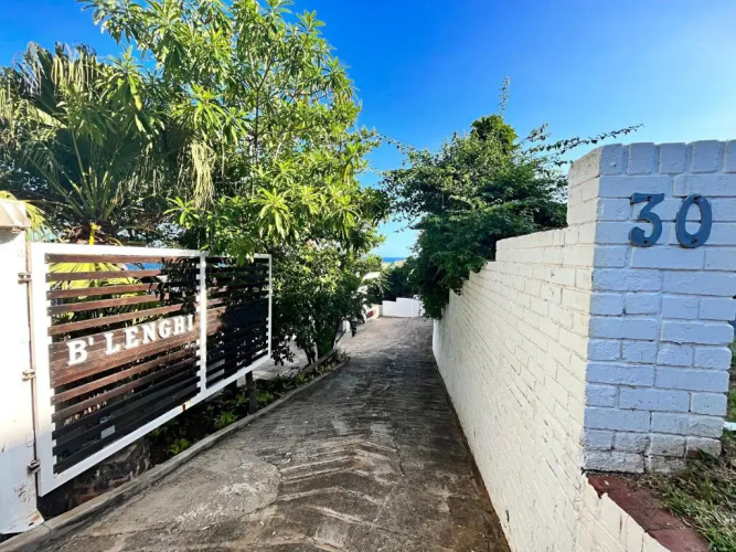 B'Lenghi Beach House