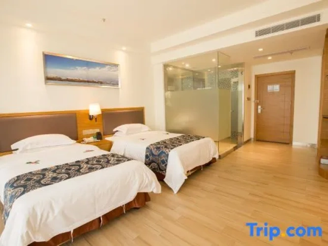 Standard Double room with bay view