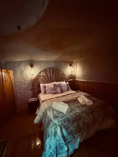 Mommy's Cave Home