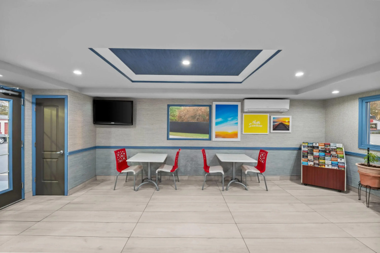 Days Inn by Wyndham Chesapeake