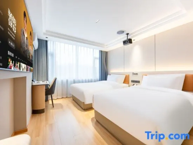 Premium Twin room