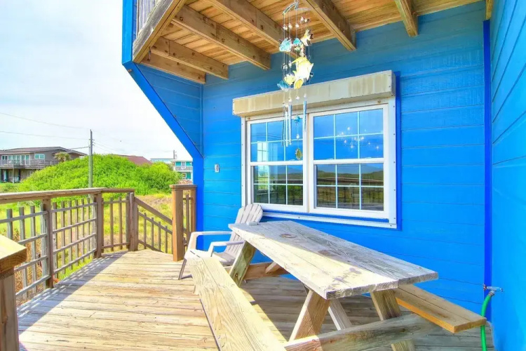 8 Bells SB730 - 3 Br Home