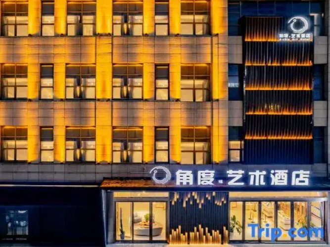 Angle Art Hotel