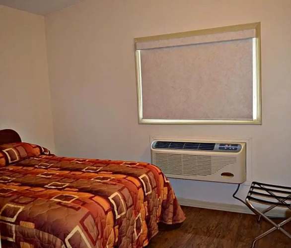2 Bedrooms Standard Family room