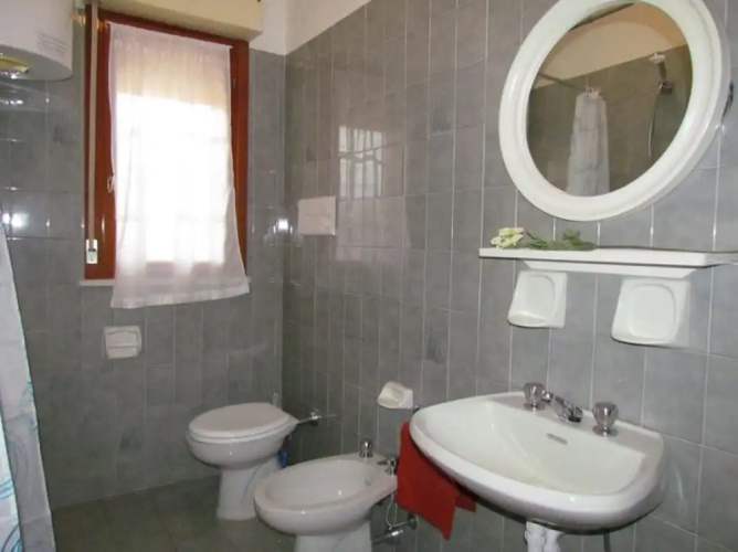 Enjoy a Lovely Flat With Pool