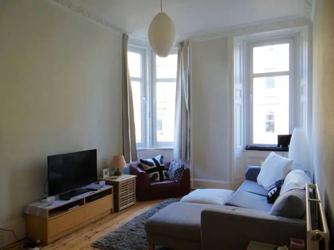 2 Bedroom Apartment in Edinburgh Sleeps 4