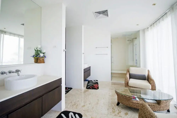 Spacious 5-Bedroom Surin Beach Villa