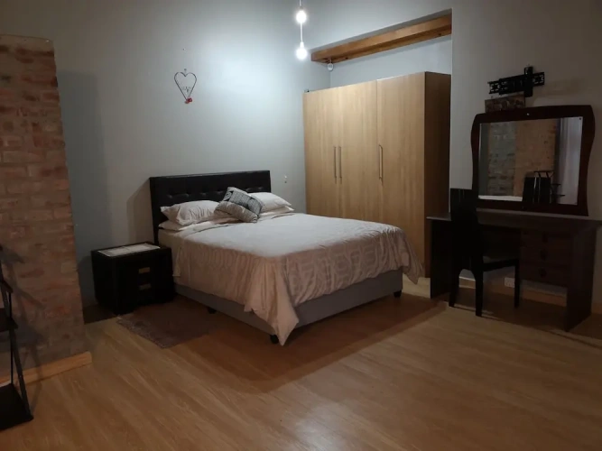 Jen room