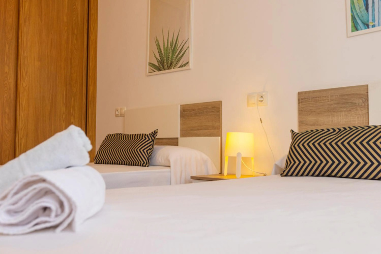 Apartagal-Playa de Llas, Foz