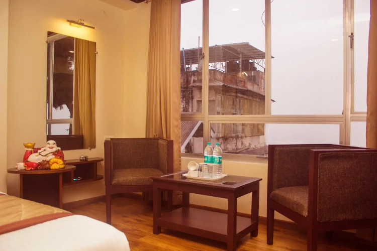 Hotel HIMALAYAN RETREAT
