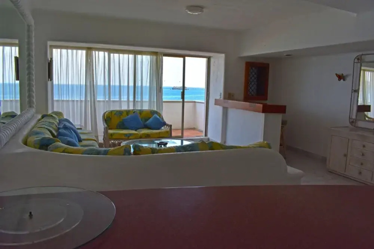 Aca Suites Ixtapa