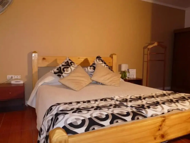Hotel Railef