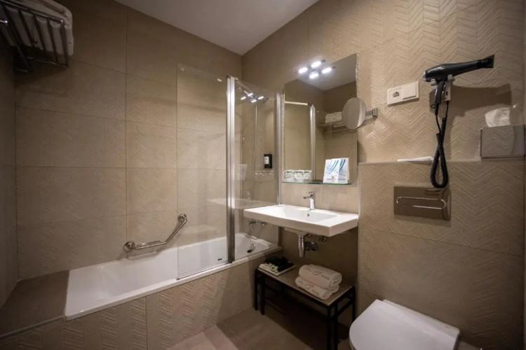 abba Sevilla Hotel photo 13