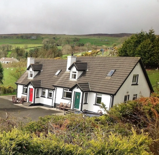 3 Bedrooms Cottage