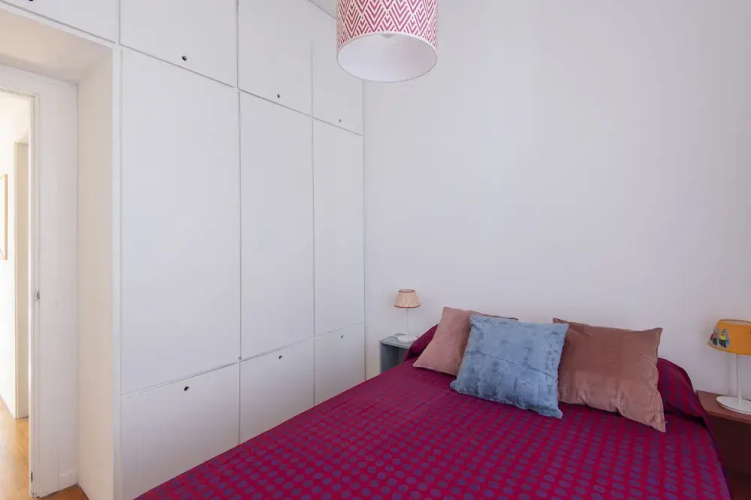 Auditorium Luxury Three Bedroom Apartment