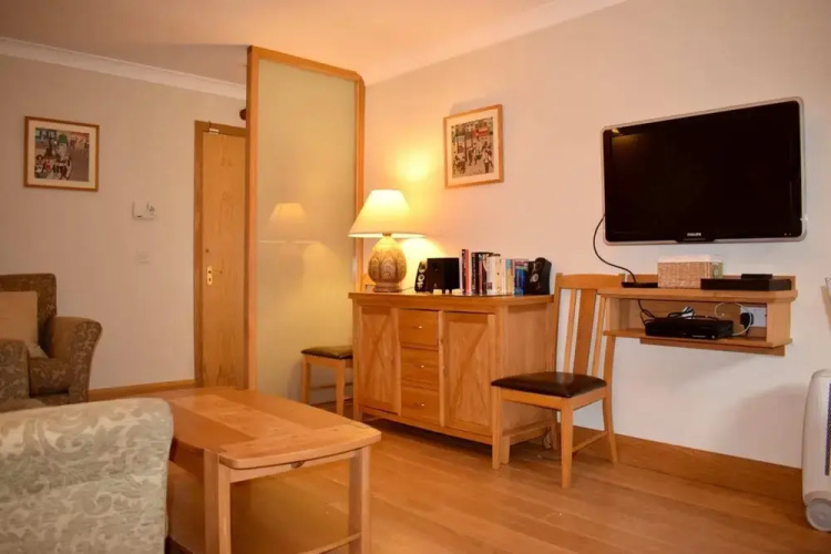 1 Bedroom Apartment In Ballsbridge