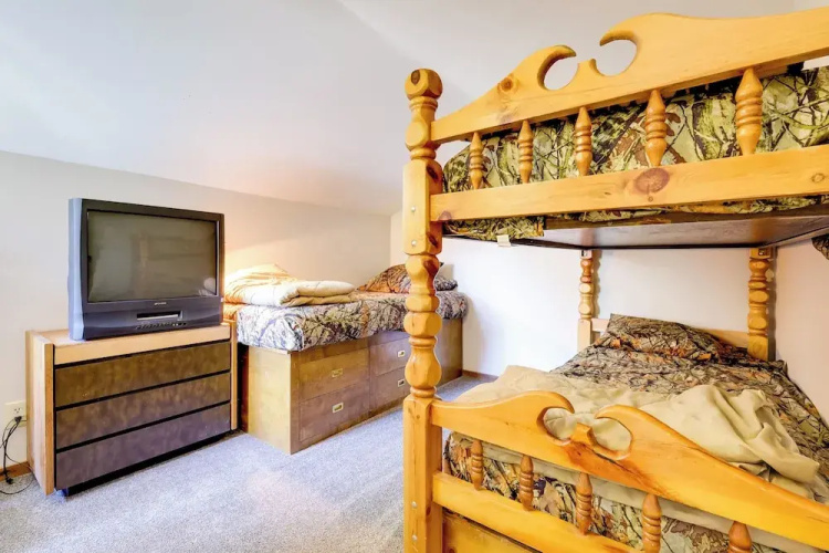 Brian Head Condo Near Resorts: Skiing Getaway