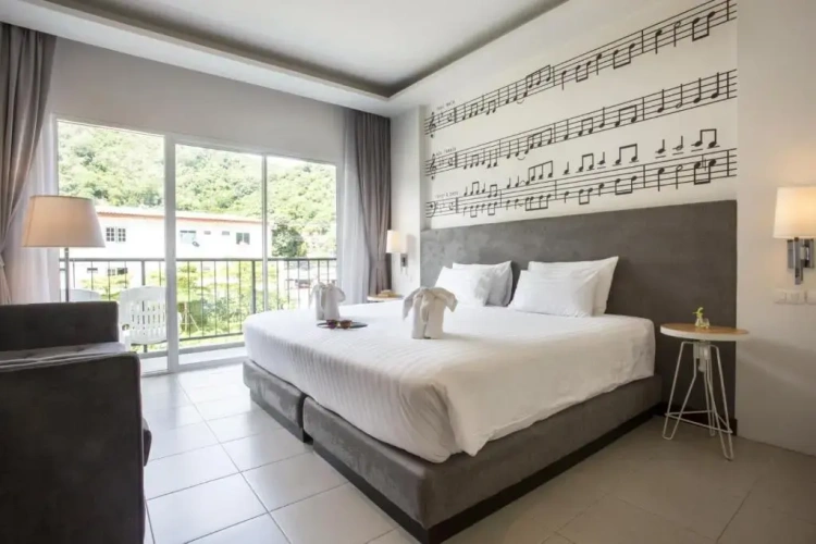 Indy Deluxe Double room