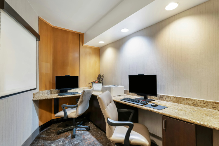 DoubleTree Suites by Hilton Hotel Raleigh - Durham photo 23
