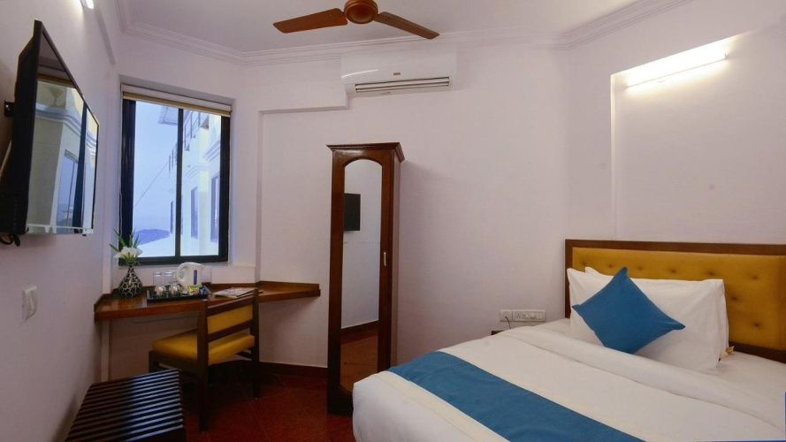 Nova Goa Hotel
