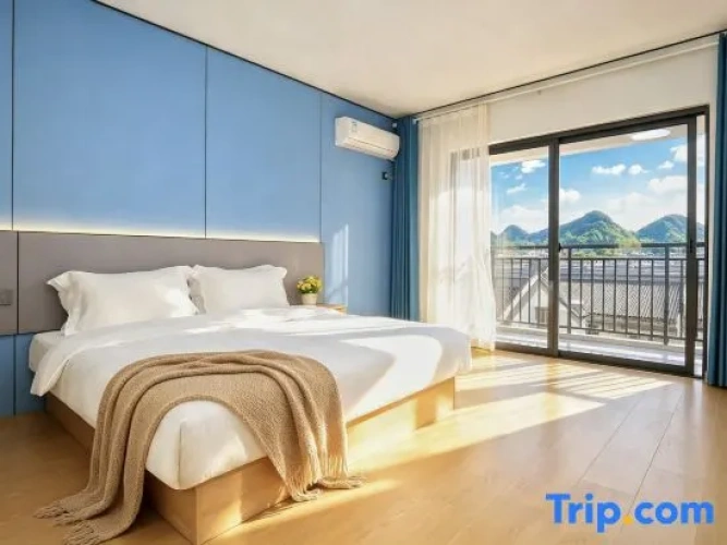 1 Bedroom Deluxe Suite