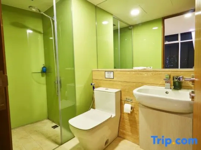 2 Bedrooms Superior Suite with city view