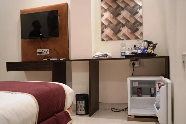 Hotel RK Grand