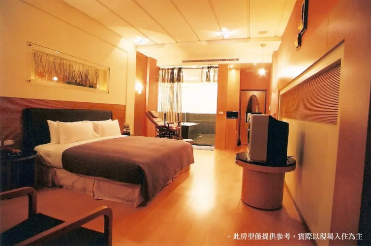 Royal Group Motel Chien Kuo Branch Hotel Overview