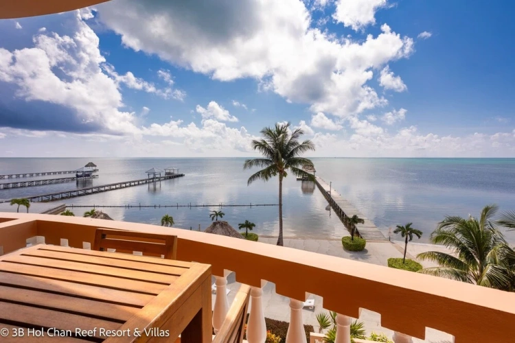3 Bedrooms Deluxe room with sea view