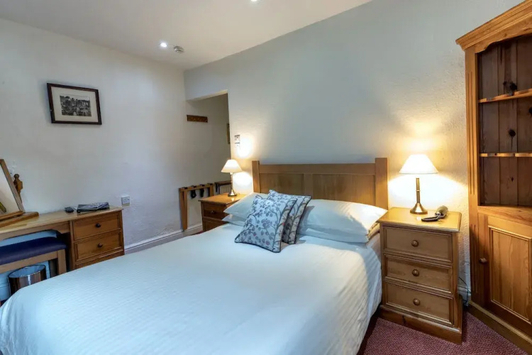 The Britannia Inn