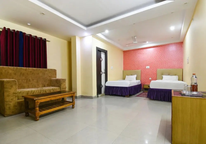 FabHotel DP International