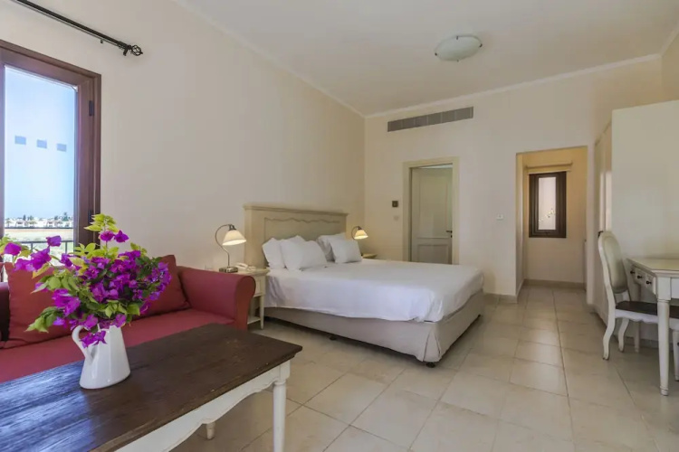 Aliathon Ionian Hotel