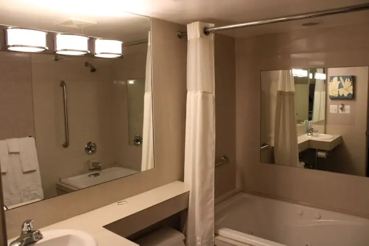 Royal Budget Inn